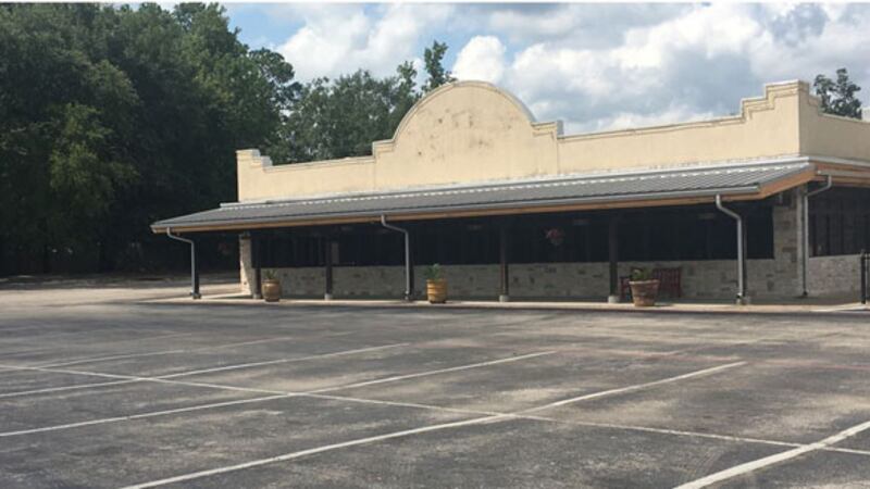 Pictured is the building that once housed Lufkin's Posado's Cafe. (Source: KLTV Staff)